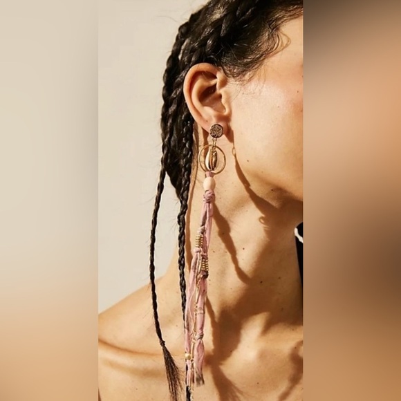 FP Free People | Cowrie Shell Dangle Drop Earrings | Pink & Rose Gold - Picture 1 of 5